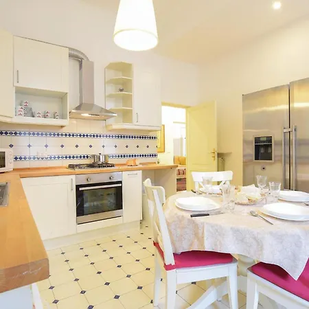 Casa Della Nonna * Genua